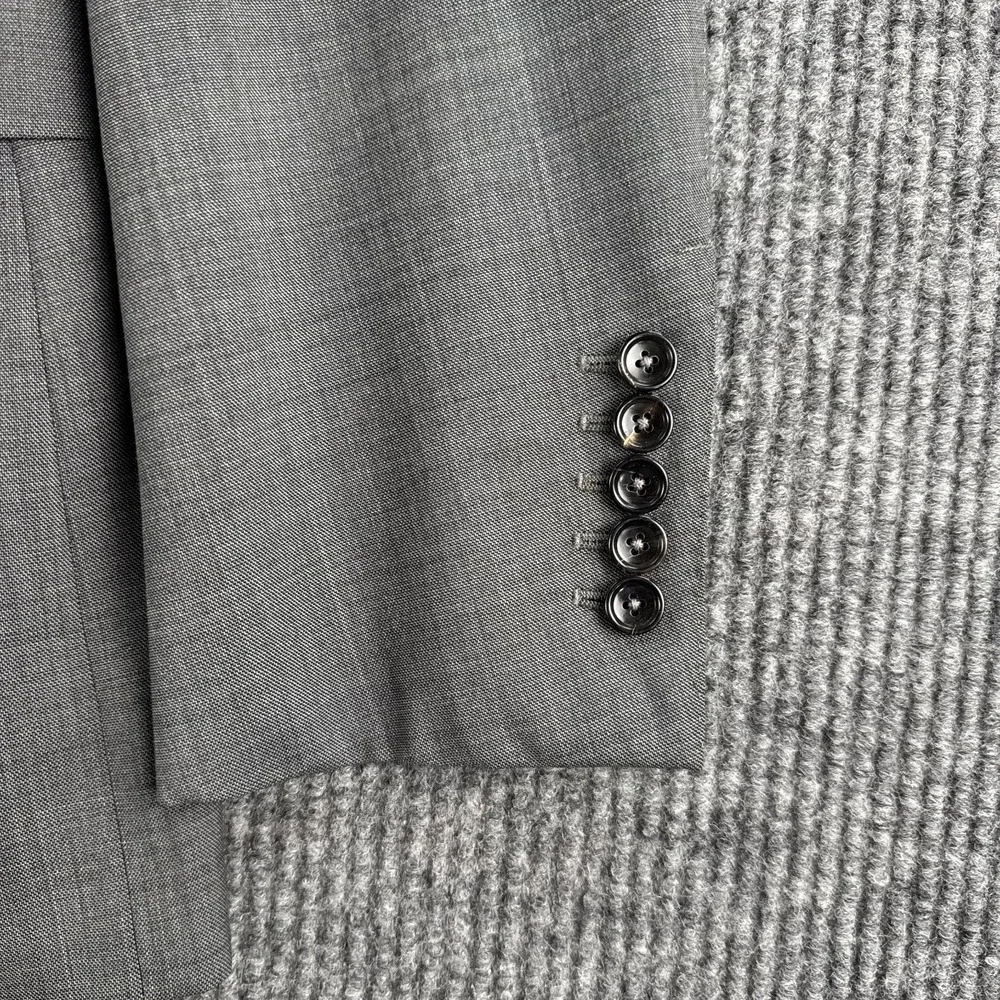Gucci Suit Jacket 44L Gray Wool Blend Italy GG Lined Luxury Designer Blazer